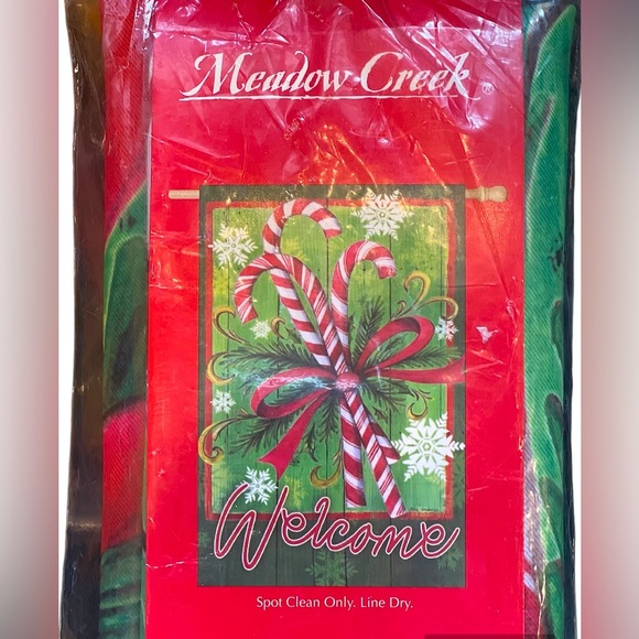 NIP Christmas Candy Cane & Ribbon Welcome Decorative House Flag 29" x 43" - Picture 4 of 4